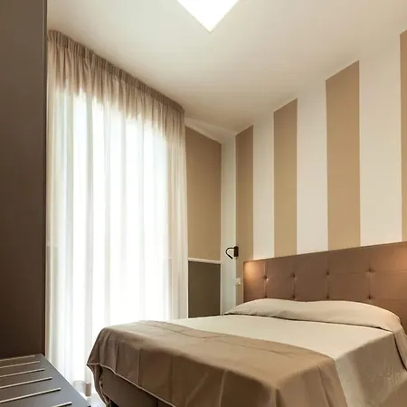 アパート Poolside Escape アルバ・アドリアティカ