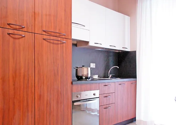 アパート Poolside Escape