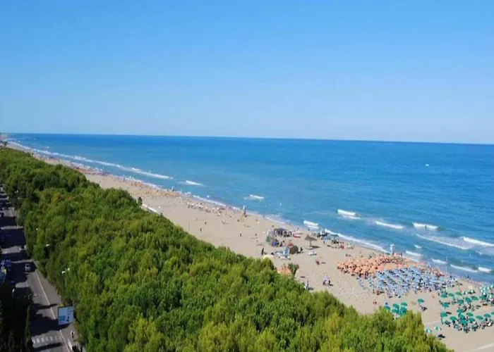 Poolside Escape Apartment Alba Adriatica